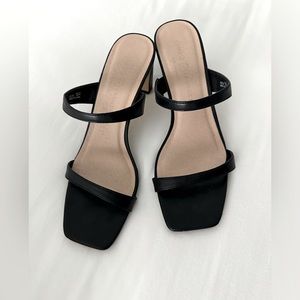 Chinese Laundry Sandals